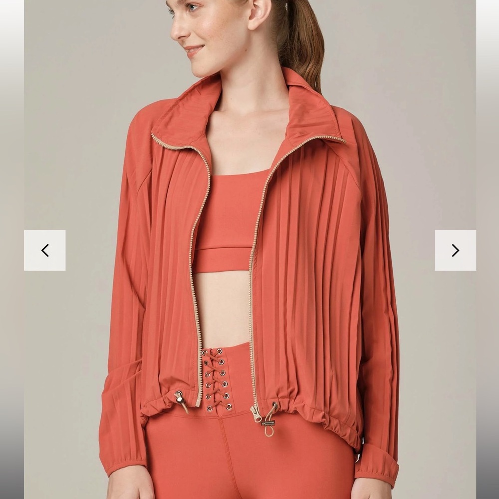 925 Fit Pleated Please Chilli NWT Jacket Small
